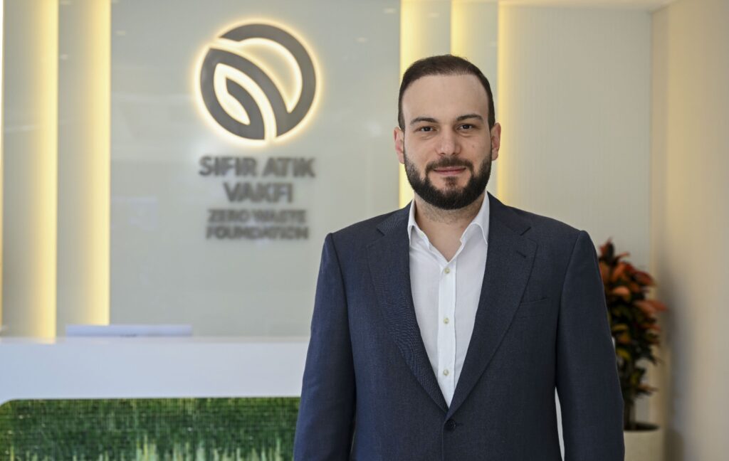 Sıfır Atık Vakfı’nın Gıda Atıkları Üzerine Çalışmaları: Başkan Dr. Samed AĞIRBAŞ’la Röportaj Sıfır Atık Vakıf Başkanı Dr. Samed Ağırbaş