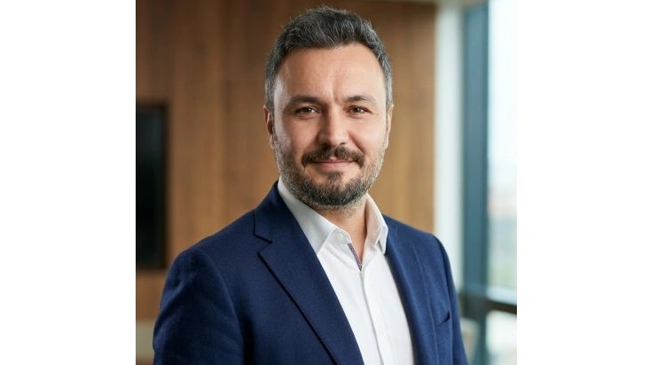 Yapay Zekânın İçerik Üretimi ve Araştırmalarda Kullanımı, Etiği ve Veri Güvenliği: Dr. Murat Altun ile Röportaj Dr. Murat ALTUN · Yapay Zekâ ve Makine Öğrenmesi Uzmanı · Eğitmen · Yazar
